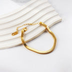 Bracelet pour femme avec design de pièce de monnaie