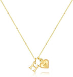 Collier prénom pour femme avec pendentif personnalisé et détails brillants