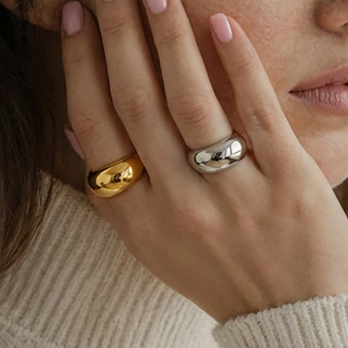 Bague simple en acier inoxydable pour femme