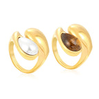Bague pour femme design incurvé innovant et perle