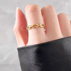 Bague moderne à maillons pour femme