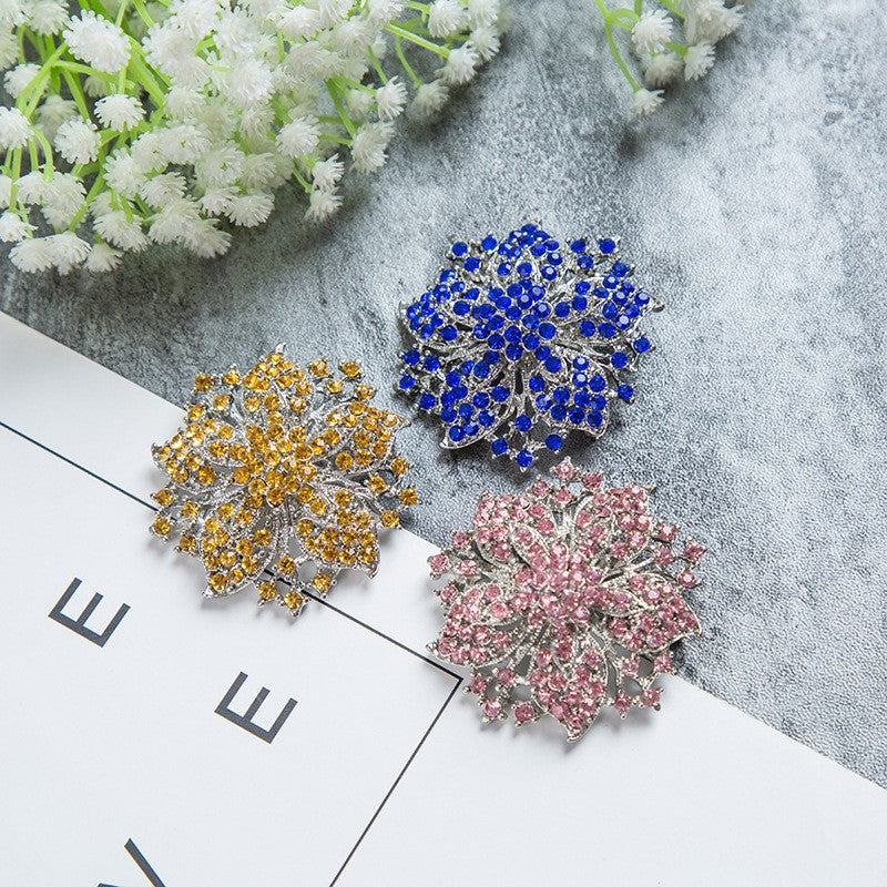 Broche glamour avec cristaux