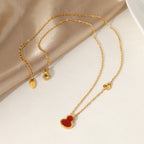 Collier élégant avec pendentif pierre précieuse pour femme