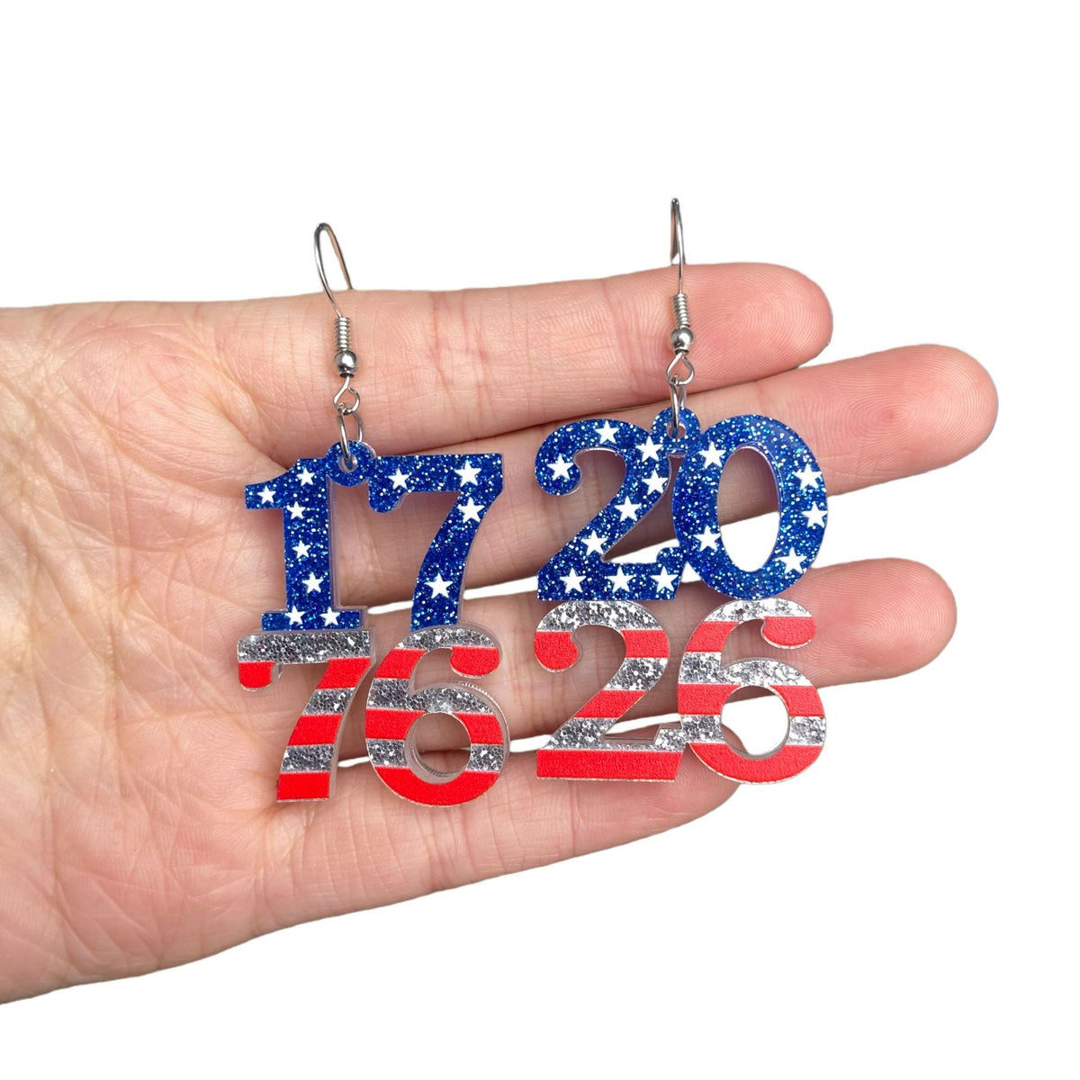 Boucles d'oreilles chiffres en acrylique avec pendentifs étoiles et rayures