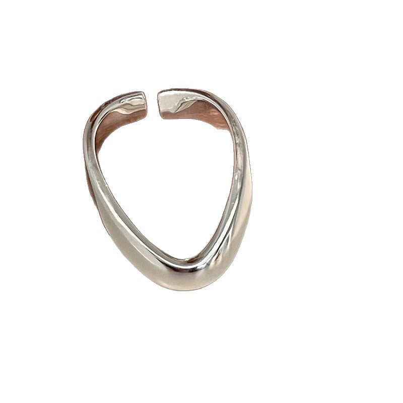 Bracelet moderne et minimaliste pour femme