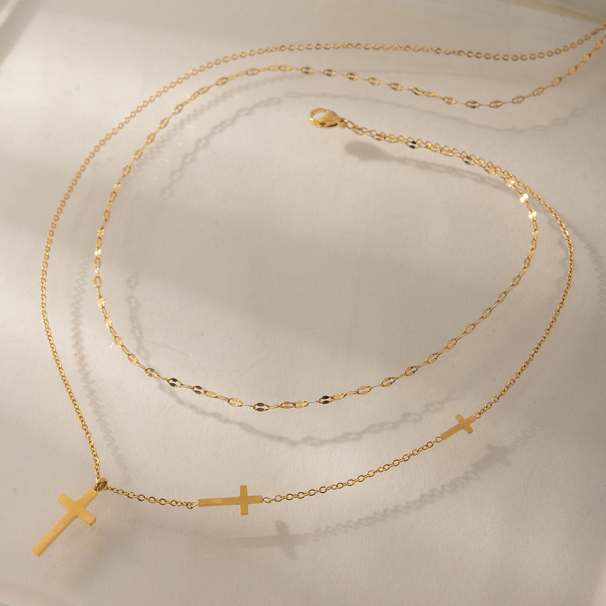 Collier double croix pour femme en acier inoxydable hypoallergénique