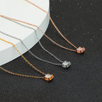 Collier délicat pour femme avec pendentif cristal étincelant