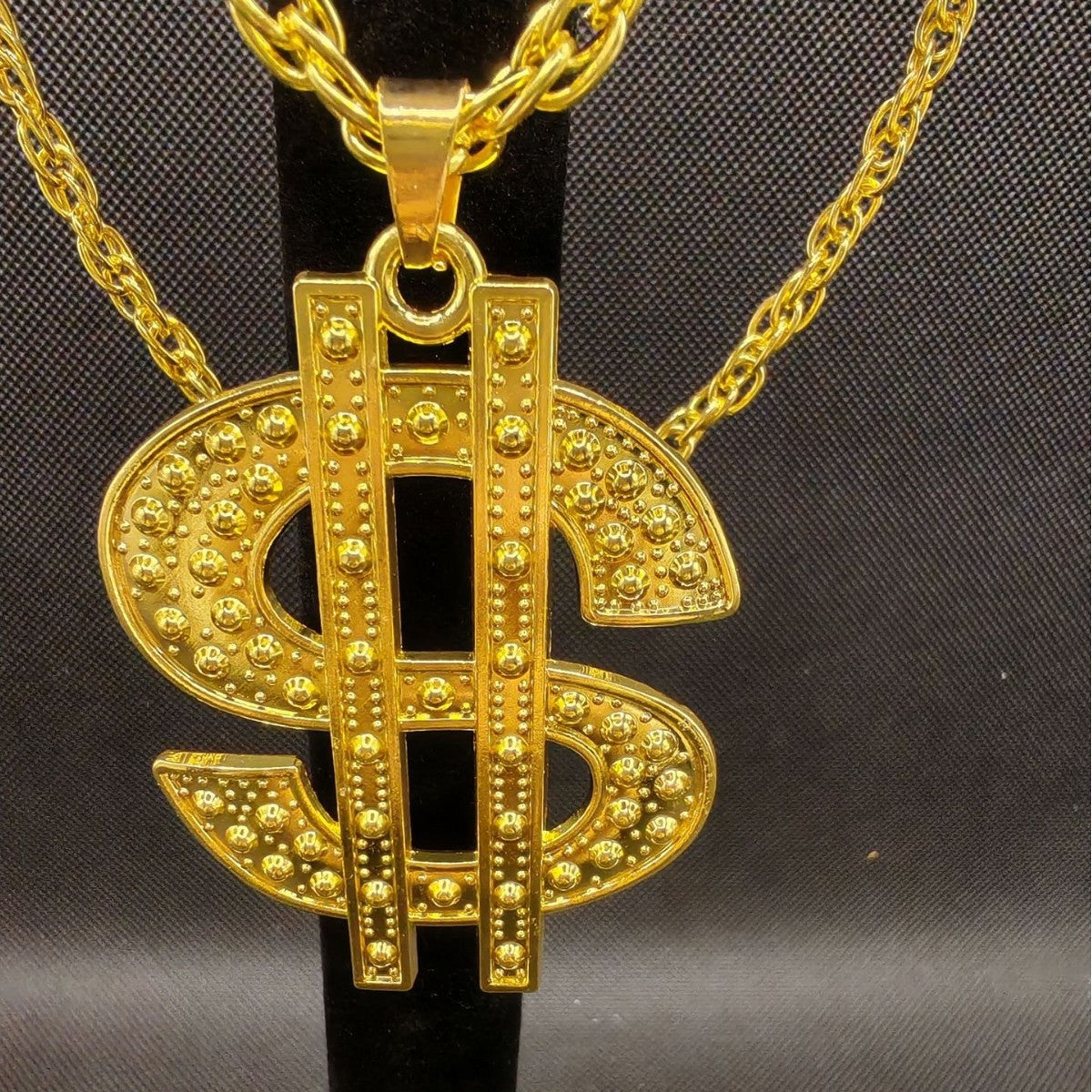 Collier statement signe dollar