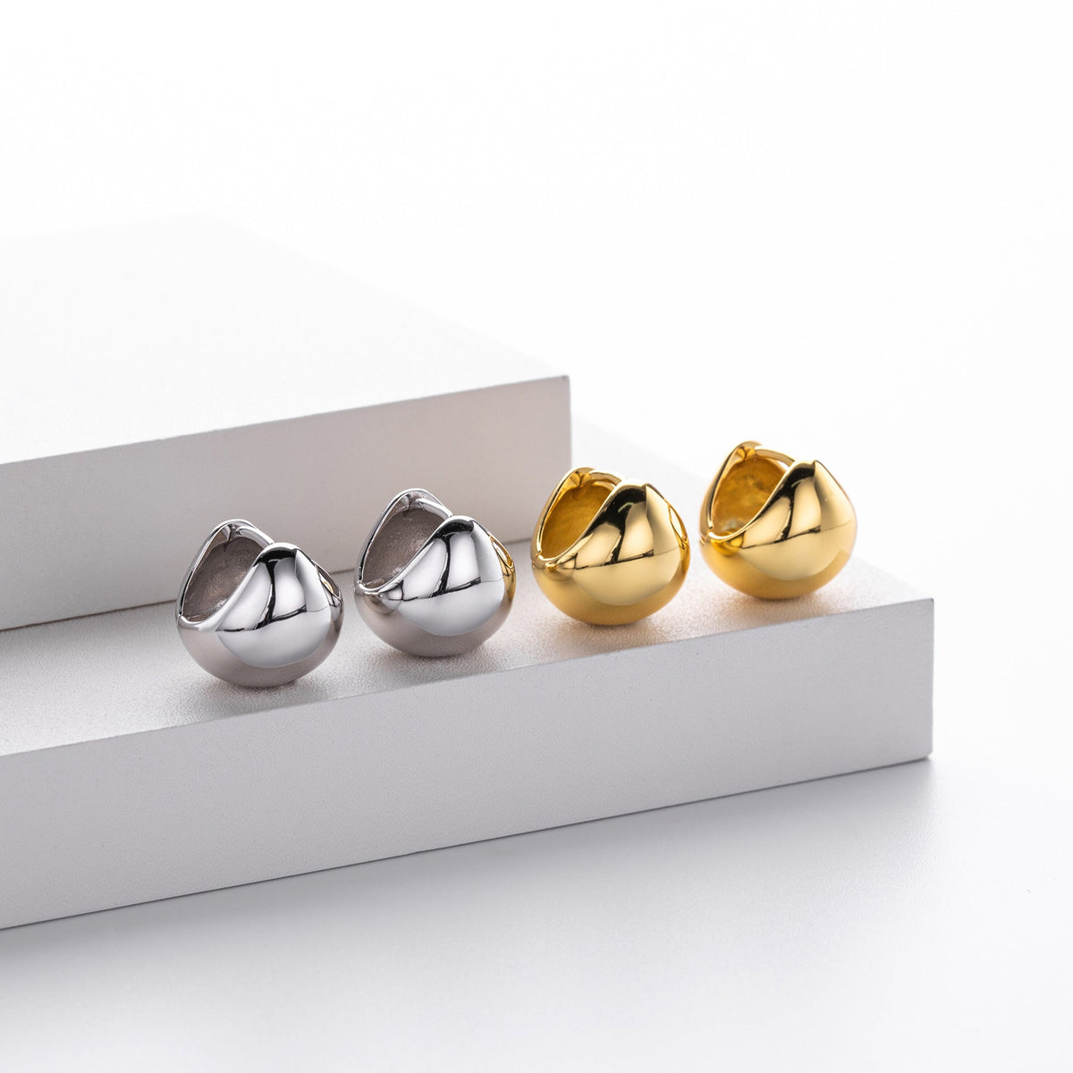 Clous d'oreilles pour femme en argent sterling 925 design incurvé