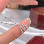 Collier pendentif initiale A pavé de zircone cubique