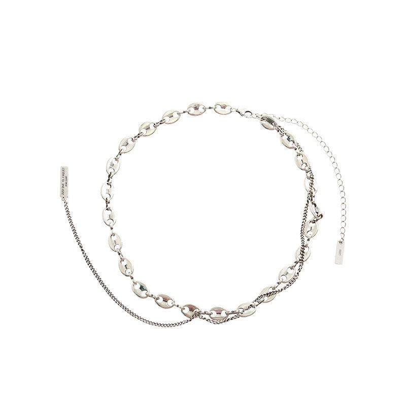 Collier ras-du-cou pour femme au design unique