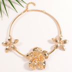 Collier pour femme au design moderne et sculptural