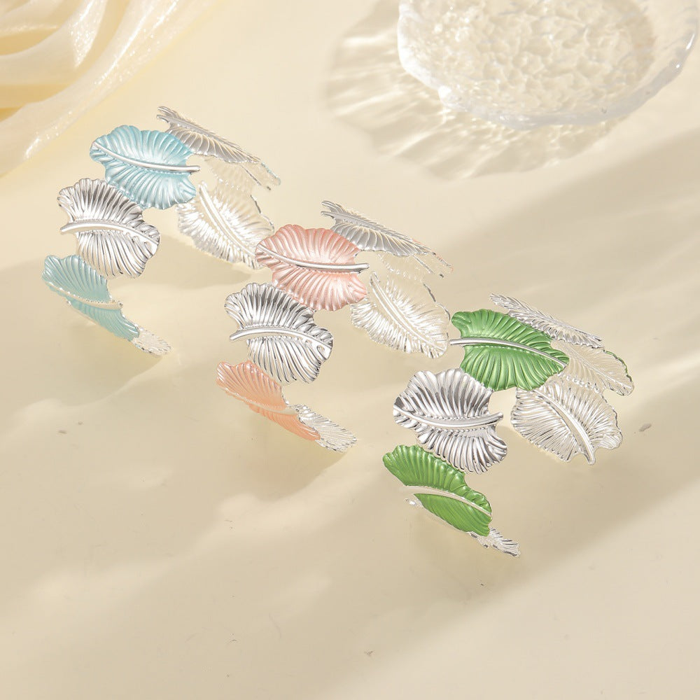 Jonc pour femme avec design de feuilles