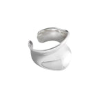 Bague élégante et minimaliste pour femme