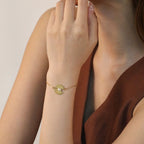 Bracelet de perles pour femme avec motif coquillage et fermoir toggle
