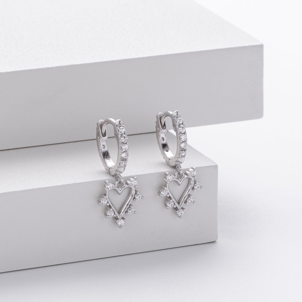 Boucles d'oreilles pendantes cœur en argent sterling 925 et zircon