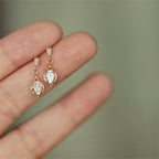 Ohrhänger für Damen mit zeitgenössischem Diamantdesign