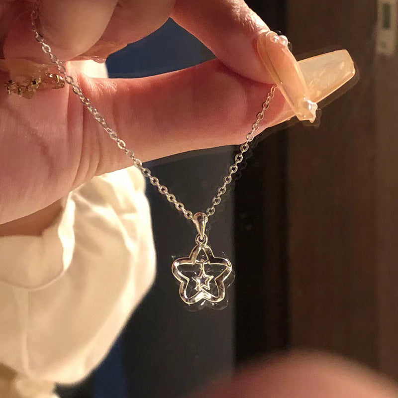Collier pendentif étoile