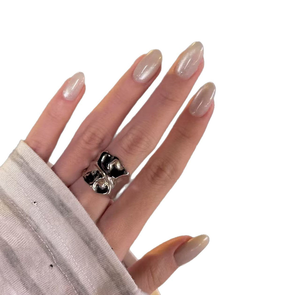 Bague argentée statement