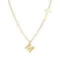 Collier personnalisé pour femme avec pendentif initiale et croix