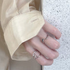 Bague ouverte pour femme au design incurvé élégant