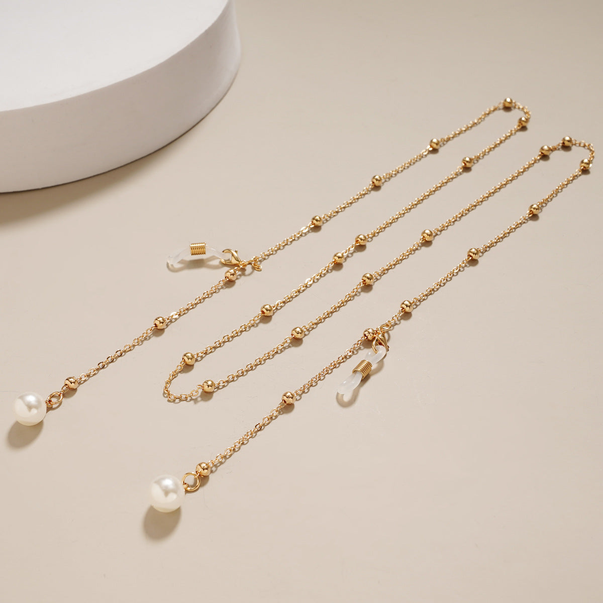 Chaîne de lunettes à motifs géométriques