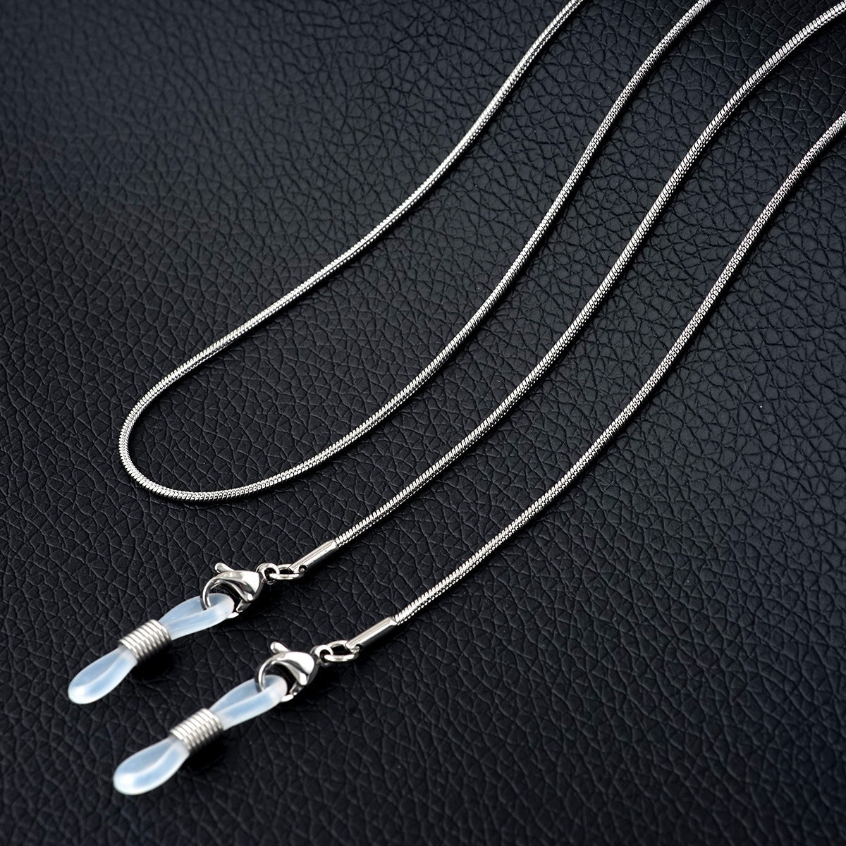 Collier chaîne argentée élégant
