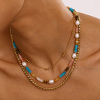 Collier pour femme avec perles et détails sphériques