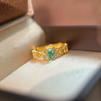 Bague élégante pour femme avec pierre ovale et détails en zircone