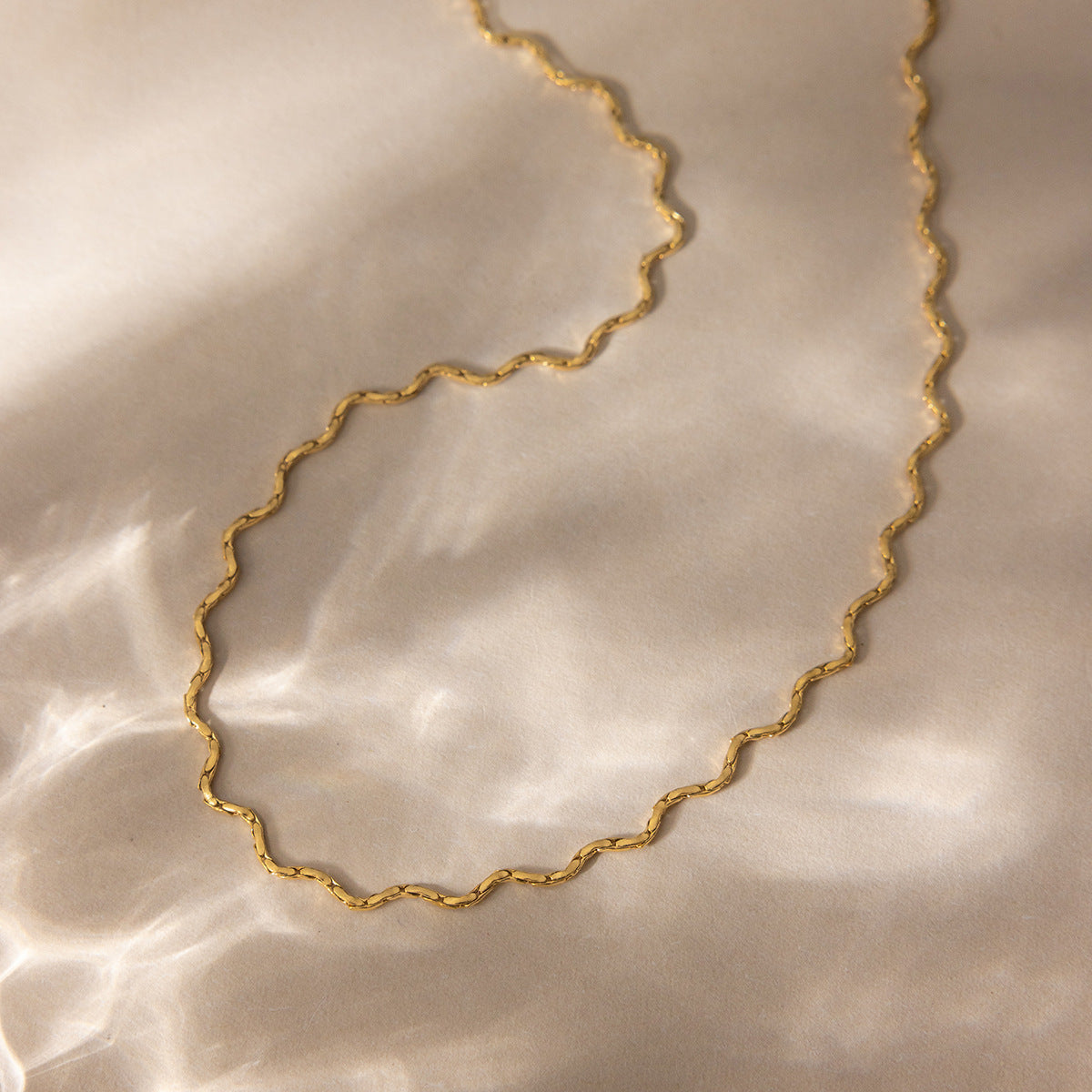 Collier pour femme ajustable en acier inoxydable hypoallergénique