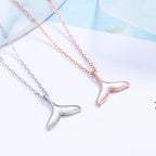 Collier pour femme avec pendentif queue de baleine