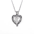 Collier pour femme avec médaillon cœur gravé