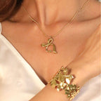 Collier pour femme avec pendentif cœur et fermoir réglable
