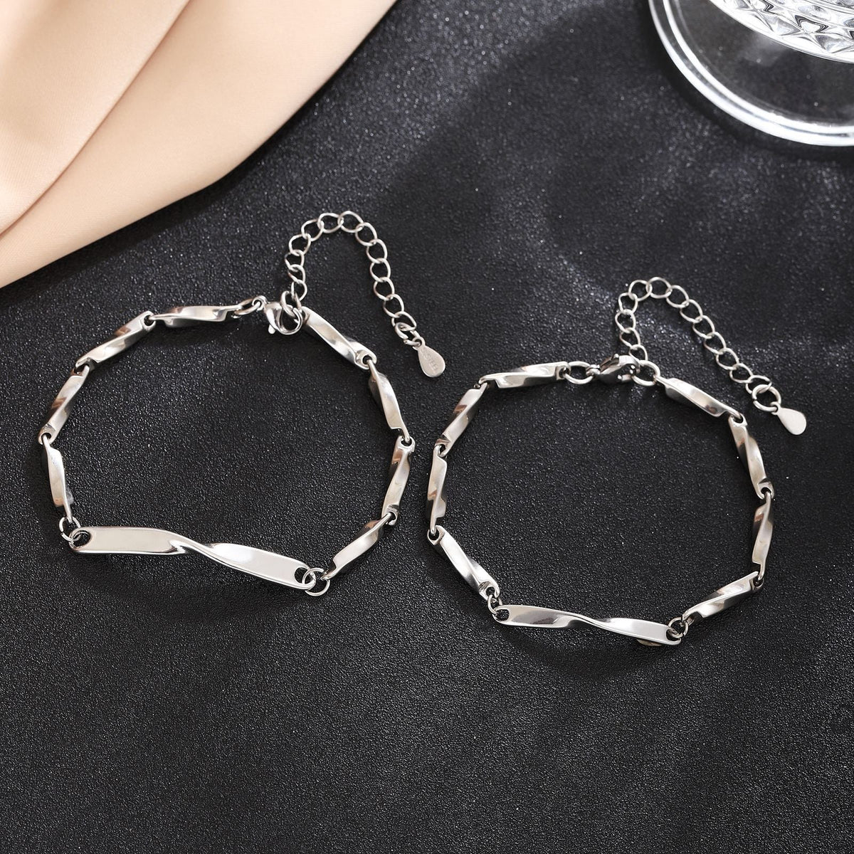 Bracelet à maillons moderne pour femme