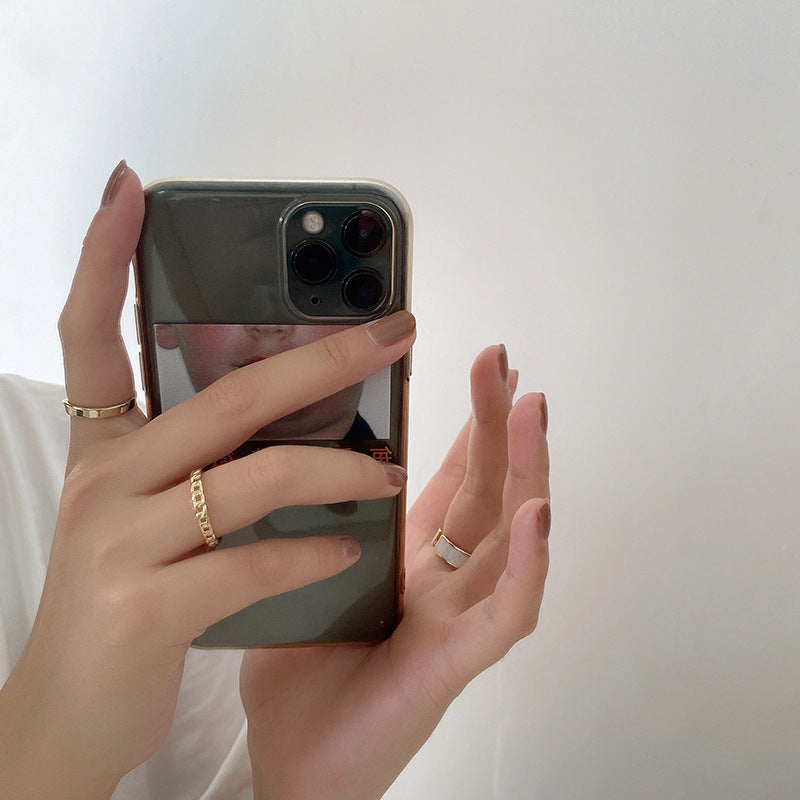 Bague pour femme au design texturé artistique