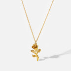 Collier pour femme avec pendentif rose filigrane en acier inoxydable