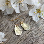 Boucles d'oreilles pendantes pour femme en métal texturé