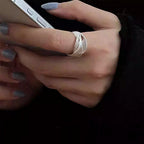 Bague ouverte pour femme au design courbé