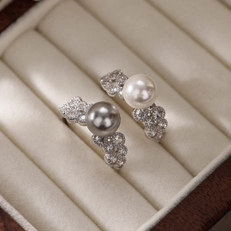Bague élégante pour femme avec perle et cristaux