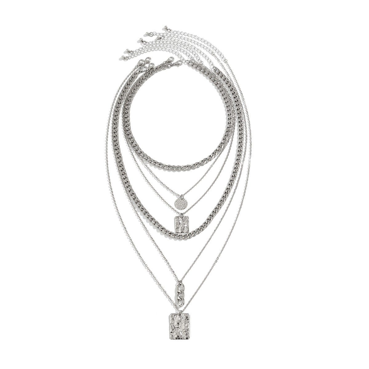 Collier multi-rangs pour femme avec pendentifs et textures uniques