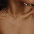 Collier doré superposé