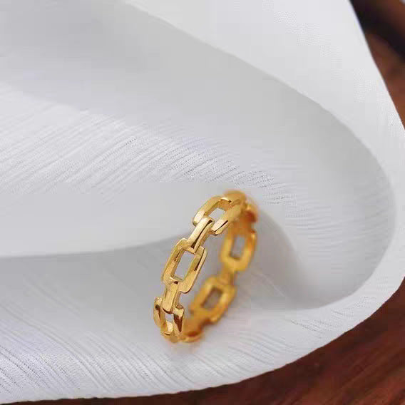 Bague moderne à maillons pour femme