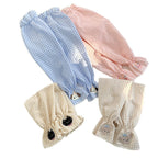 Bijou de bras en peluche amusant et confortable