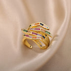 Bague géométrique à griffes avec zircons