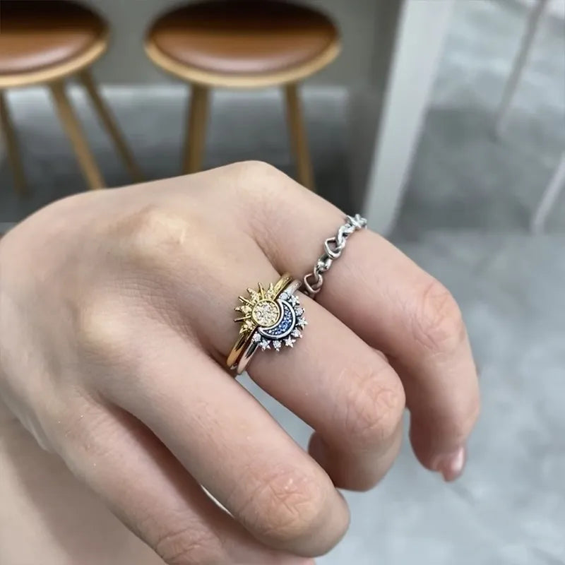 Bague étincelante motif soleil et lune