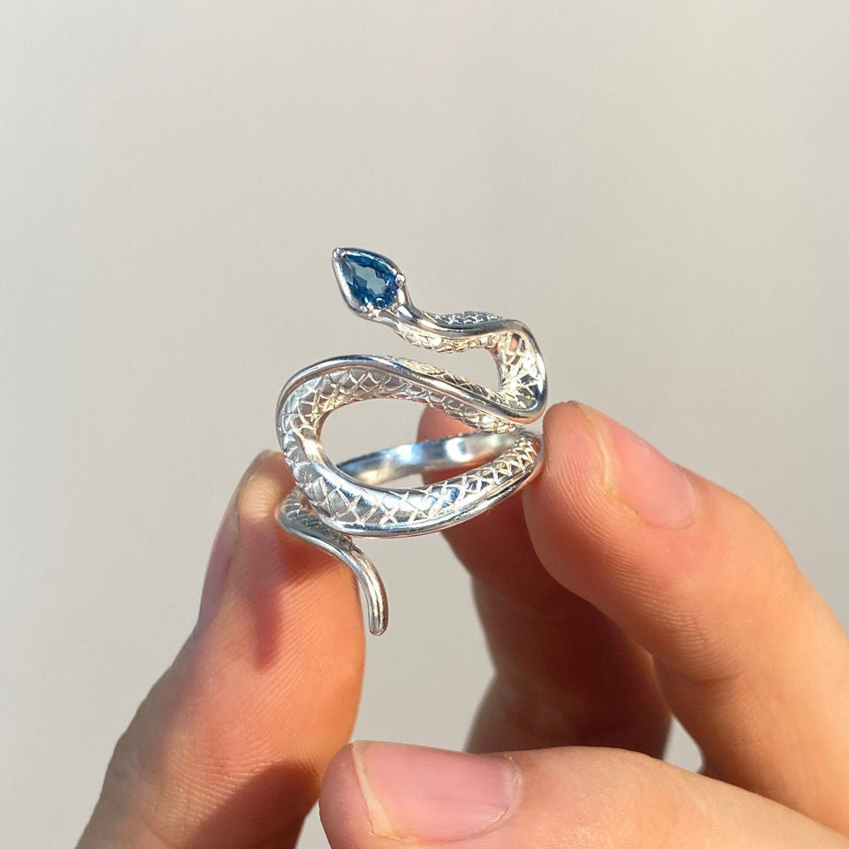 Bague serpent ajustable
