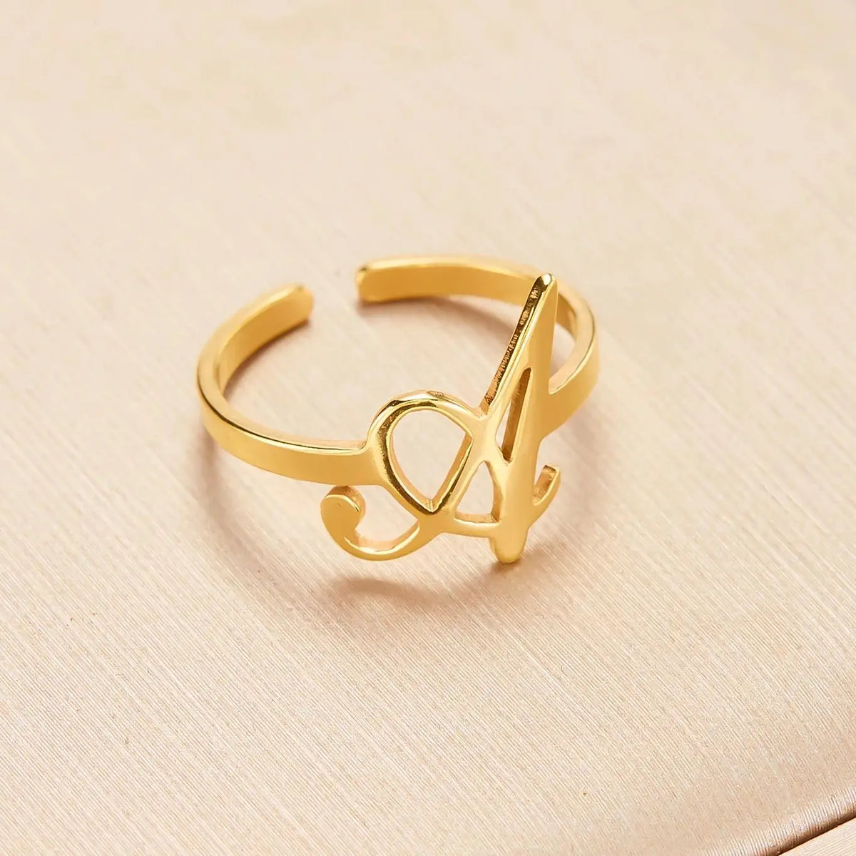 Bague ajustable initiale cursive