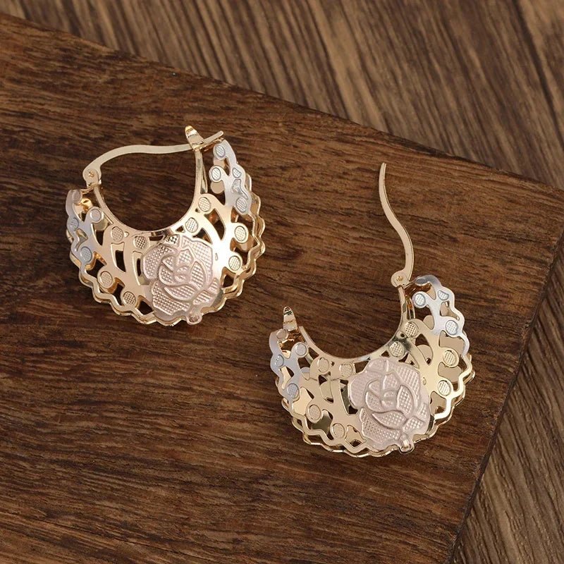 Boucles d'oreilles fleurs ajourées