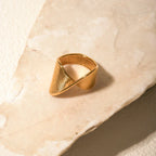 Bague texturée torsadée
