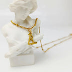 Collier initiale cœur et chaîne satellite